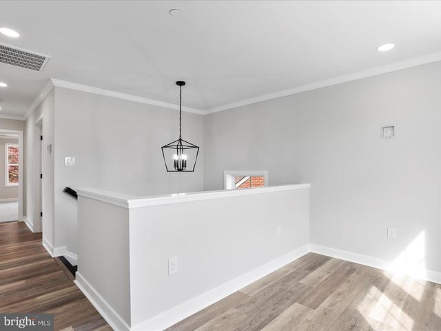 325 DEVONSHIRE RD, Hagerstown, MD 21740