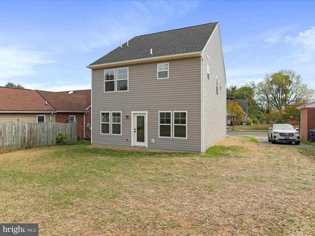 325 DEVONSHIRE RD, Hagerstown, MD 21740