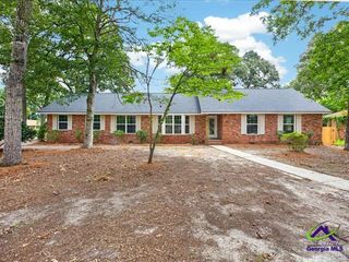 216 Ridgeland Drive, Warner Robins, GA 31093
