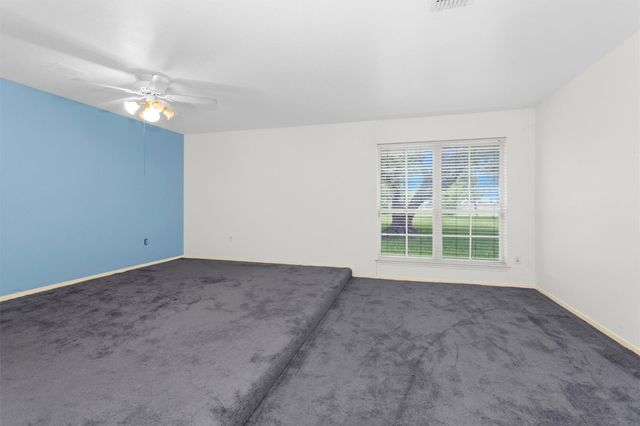 11120 N D Street, La Porte, TX 77571