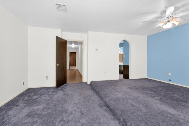 11120 N D Street, La Porte, TX 77571
