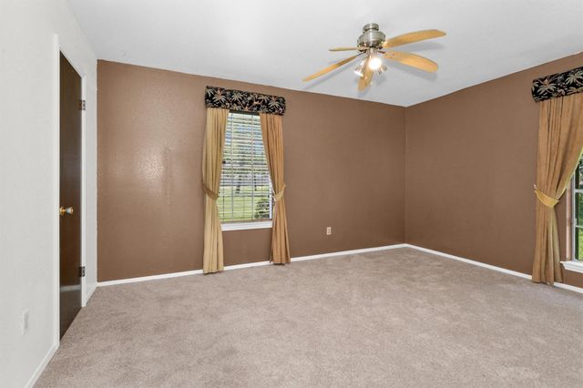 11120 N D Street, La Porte, TX 77571