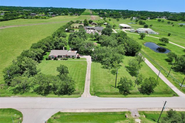 11120 N D Street, La Porte, TX 77571