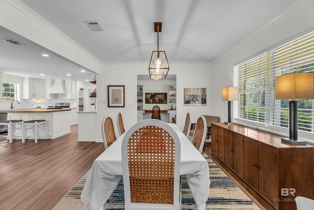 18 Blue Island Avenue, Fairhope, AL 36532