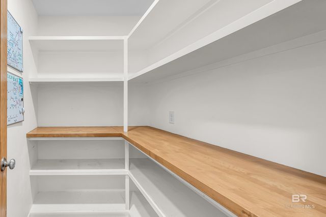 18 Blue Island Avenue, Fairhope, AL 36532