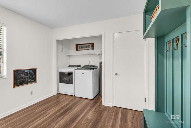 18 Blue Island Avenue, Fairhope, AL 36532