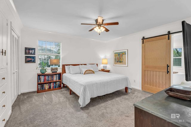 18 Blue Island Avenue, Fairhope, AL 36532