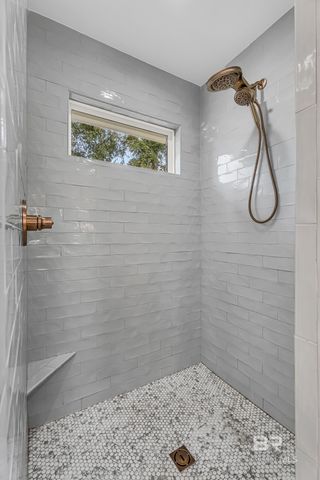 18 Blue Island Avenue, Fairhope, AL 36532