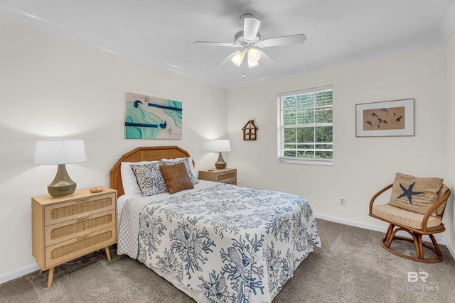 18 Blue Island Avenue, Fairhope, AL 36532