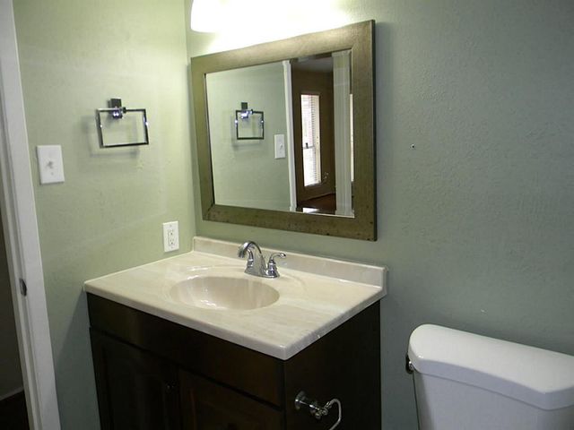 2754 Quarry Hill Road, Sugar Land, TX 77478