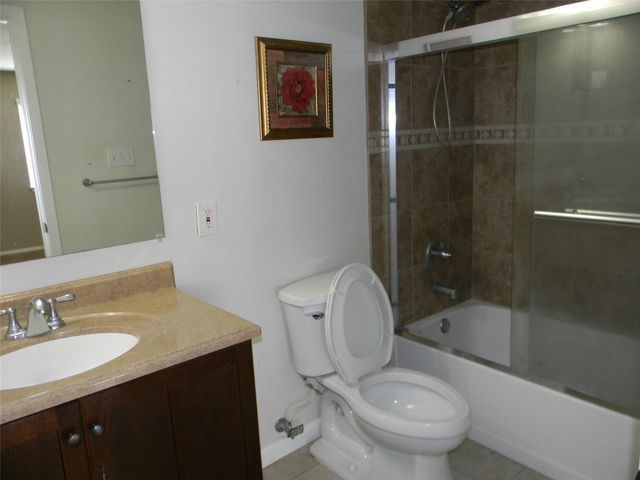 2754 Quarry Hill Road, Sugar Land, TX 77478