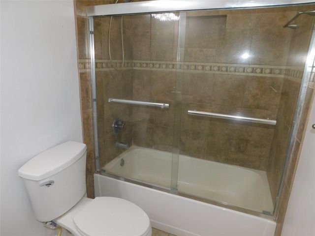 2754 Quarry Hill Road, Sugar Land, TX 77478