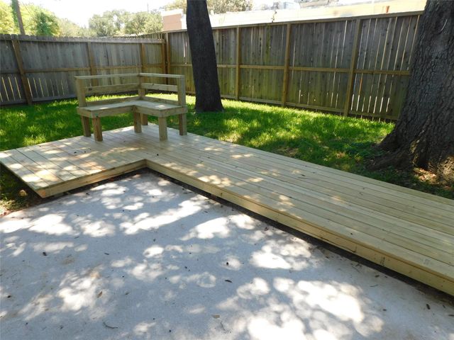 2754 Quarry Hill Road, Sugar Land, TX 77478