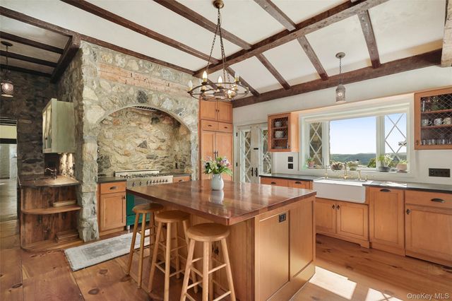 283-289 Starr Ridge Road 283-289 and 299, Brewster, NY 10509