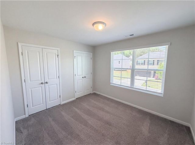 1925 Glenburn Drive, Winston-salem, NC 27127