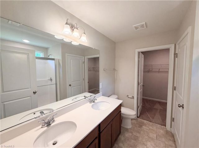 1925 Glenburn Drive, Winston-salem, NC 27127