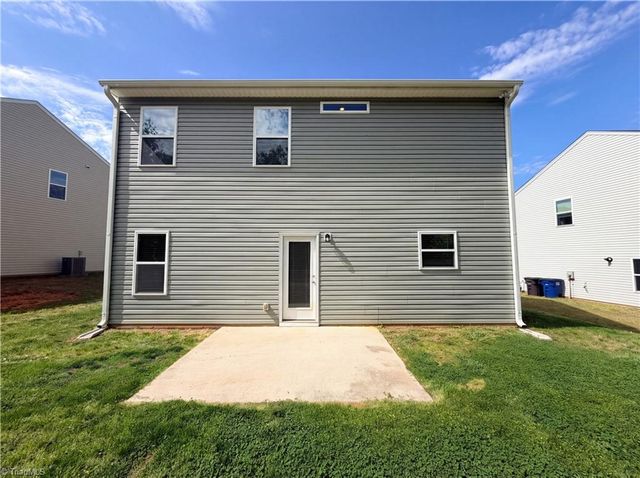 1925 Glenburn Drive, Winston-salem, NC 27127