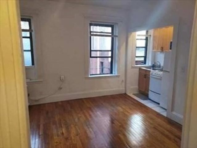 39 Hemenway Street 09, Boston, MA 02115