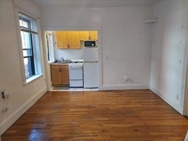 39 Hemenway Street 09, Boston, MA 02115