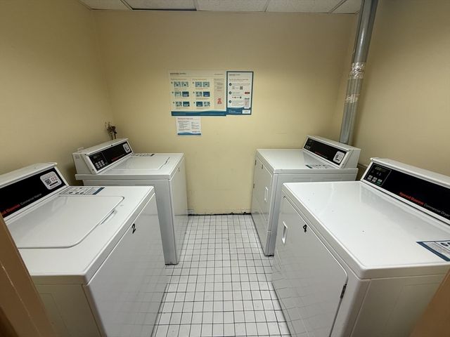 39 Hemenway Street 09, Boston, MA 02115