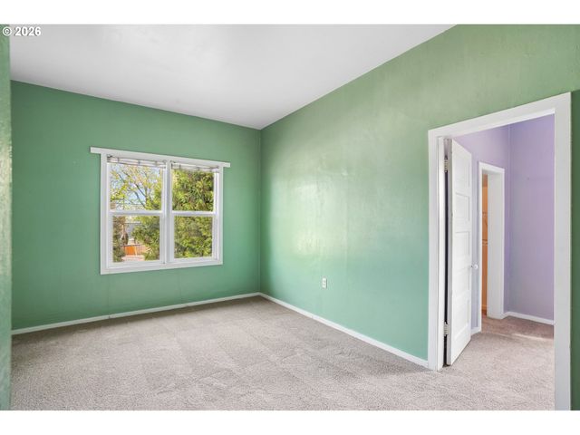 8417 N BERKELEY Ave, Portland, OR 97203
