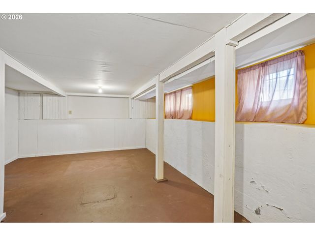 8417 N BERKELEY Ave, Portland, OR 97203