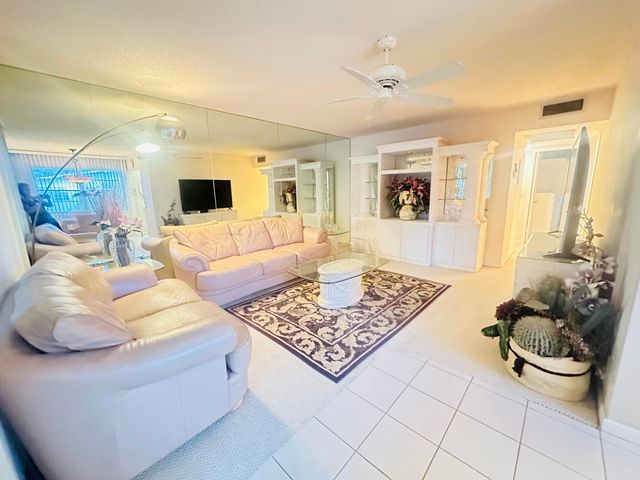 364 Tilford Q, Deerfield Beach, FL 33442