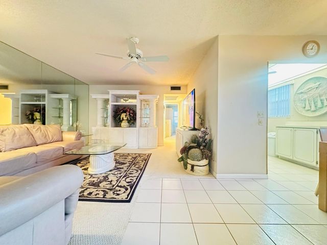 364 Tilford Q, Deerfield Beach, FL 33442
