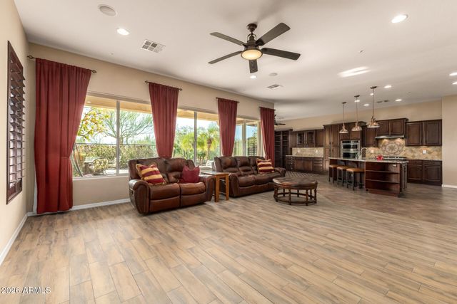 12481 W MILTON Drive, Peoria, AZ 85383