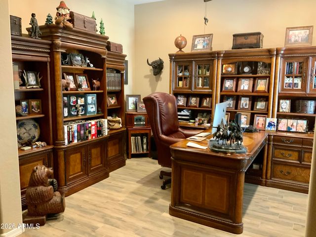 12481 W MILTON Drive, Peoria, AZ 85383