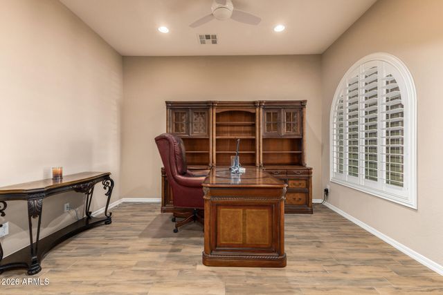 12481 W MILTON Drive, Peoria, AZ 85383