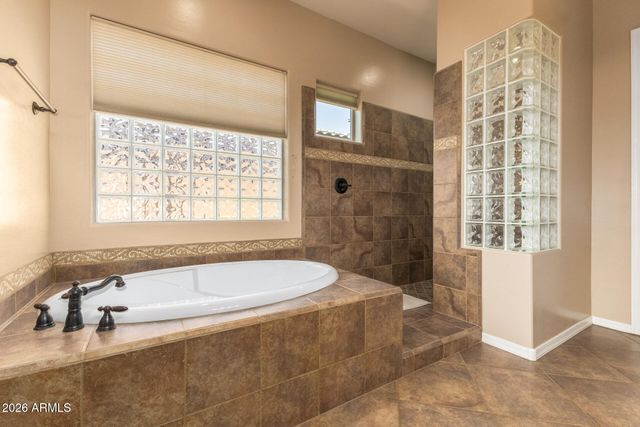 12481 W MILTON Drive, Peoria, AZ 85383