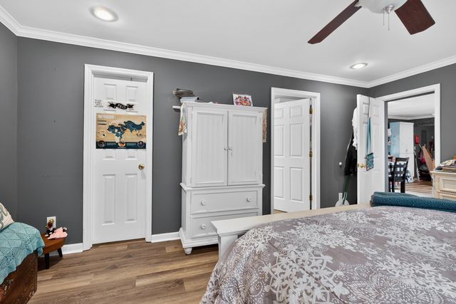 315 S Winn Avenue, Irvine, KY 40336