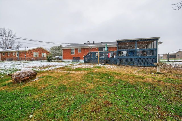 315 S Winn Avenue, Irvine, KY 40336