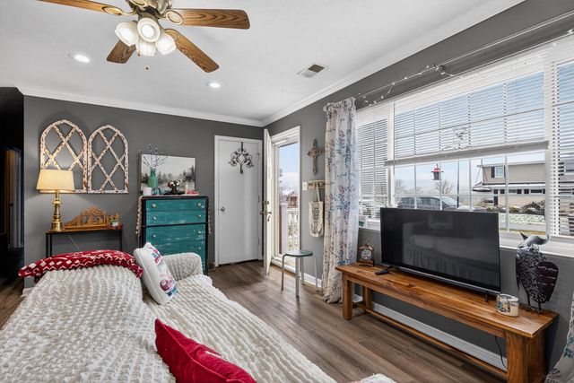 315 S Winn Avenue, Irvine, KY 40336