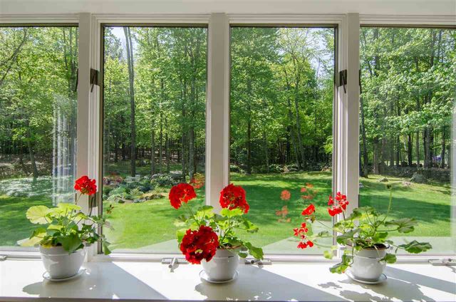 6 Mottau Drive, Lyndeborough, NH 03082