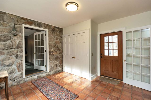 6 Mottau Drive, Lyndeborough, NH 03082