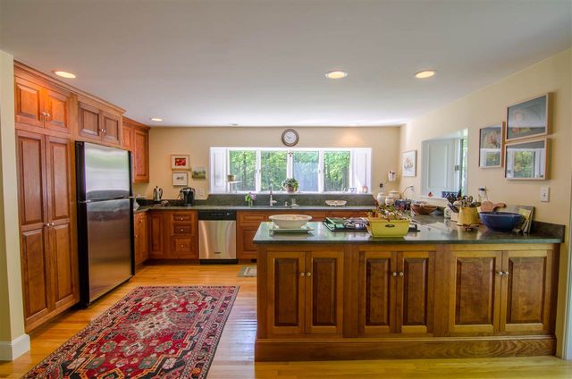 6 Mottau Drive, Lyndeborough, NH 03082