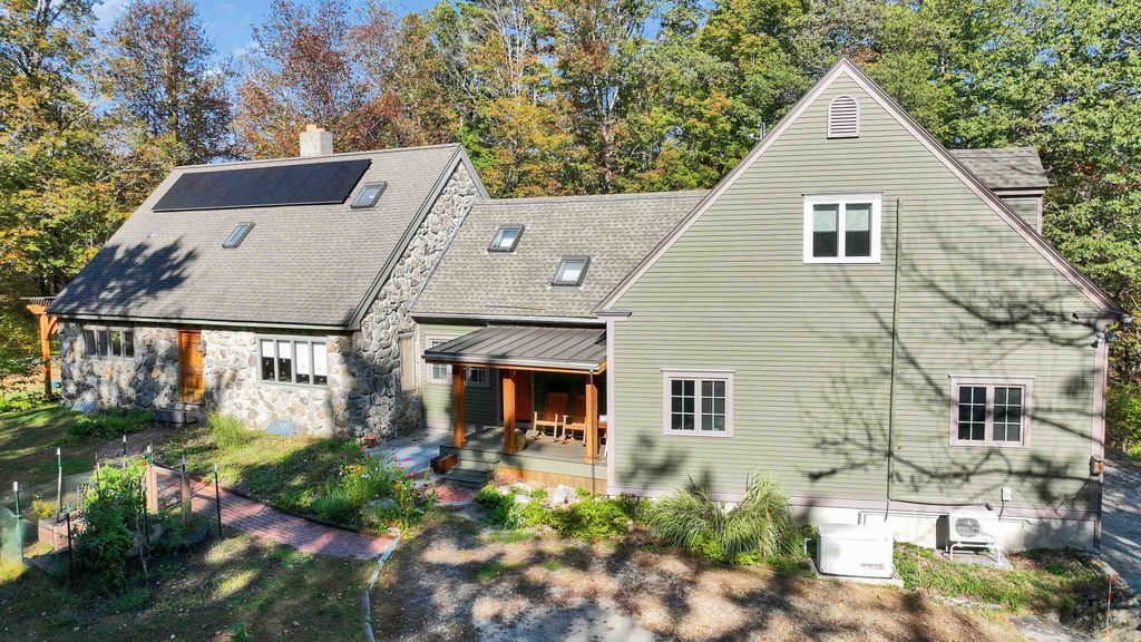 6 Mottau Drive, Lyndeborough, NH 03082