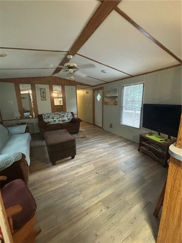 1031 NE Journey Street NE, Townsend, GA 31331