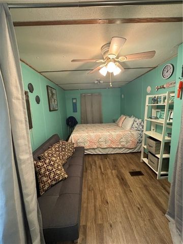 1031 NE Journey Street NE, Townsend, GA 31331