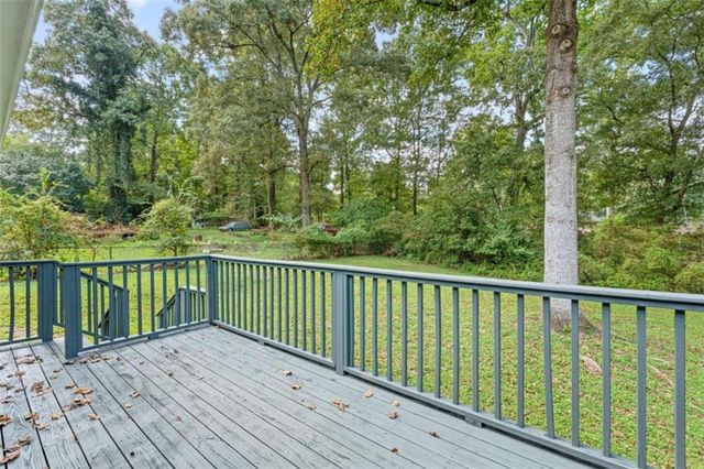 285 Amanda Court, Stockbridge, GA 30281