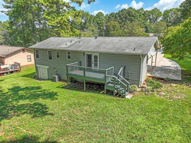 285 Amanda Court, Stockbridge, GA 30281