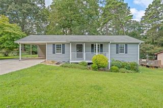 285 Amanda Court, Stockbridge, GA 30281