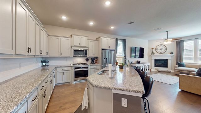 1804 Gristmill Drive, Mansfield, TX 76063