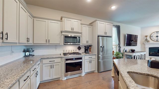 1804 Gristmill Drive, Mansfield, TX 76063