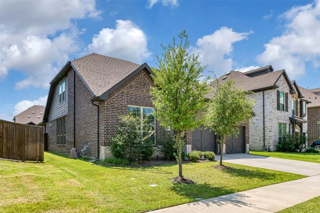 1804 Gristmill Drive, Mansfield, TX 76063