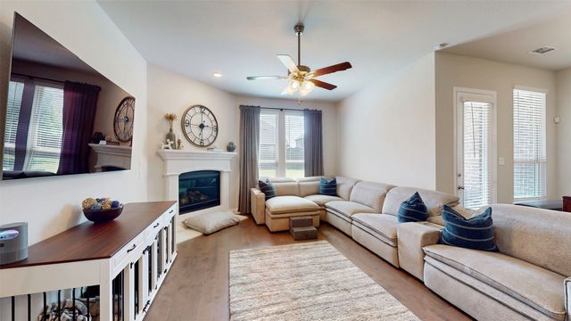 1804 Gristmill Drive, Mansfield, TX 76063