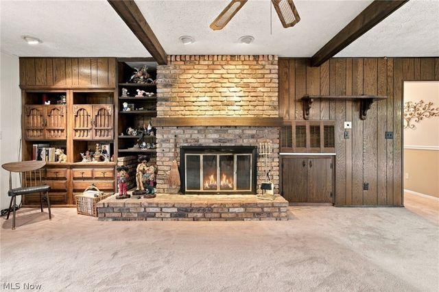 4936 Gate Moss Oval, North Ridgeville, OH 44039