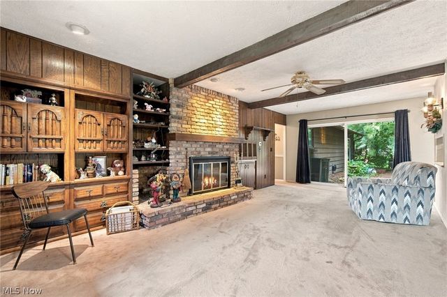 4936 Gate Moss Oval, North Ridgeville, OH 44039